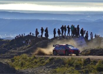 Bandera de largada para el Rally Argentina 2022