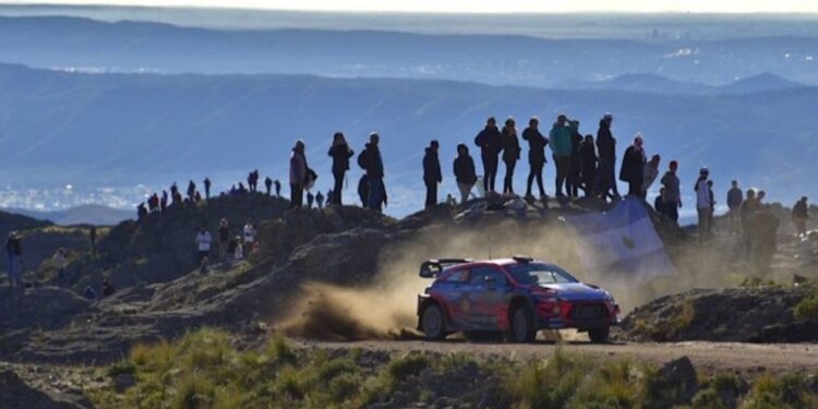 Bandera de largada para el Rally Argentina 2022