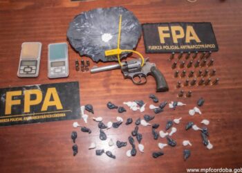 Detuvieron a un locutor por vender cocaína en Villa Rumipal