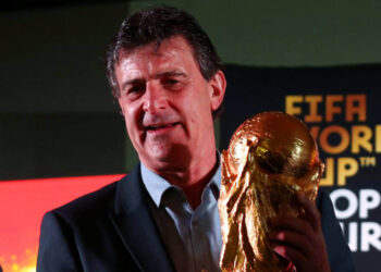 Mario Alberto Kempes será recibido hoy por la Municipalidad