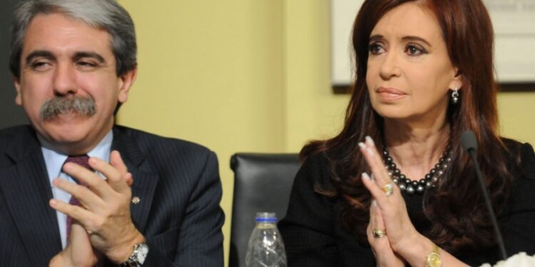 Aníbal Fernández desafió a Cristina Kirchner: "Si quiere ser candidata, que se presente y compita"