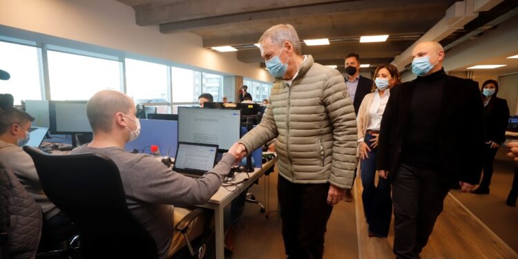 La tercera edición del programa PIL ofrece 300 oportunidades de empleo tecnológico