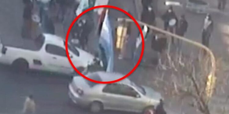 Atropellaron a un manifestante en la marcha del Suoem