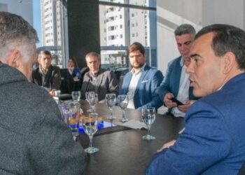 La Municipalidad inició el diálogo por el cambio de horarios en los bancos