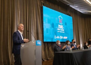 Más Vida Digna: Schiaretti lanzó 50 mil créditos sin interés para refacciones en hogares