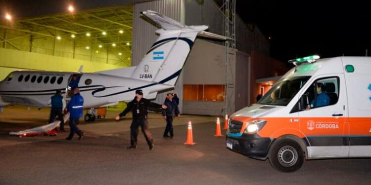 Falleció Mía, la niña con leucemia que estuvo varada en Perú