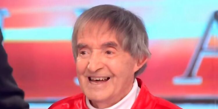 Murió Carlitos Balá a los 97 años