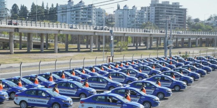 La Policía de Córdoba incorporó 50 patrulleros cero kilómetros