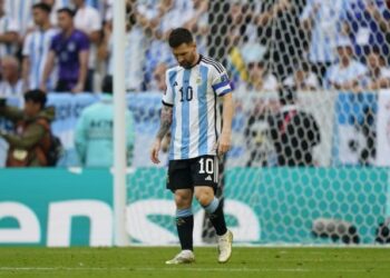 La Selección Argentina decepcionó en su debut Mundialista