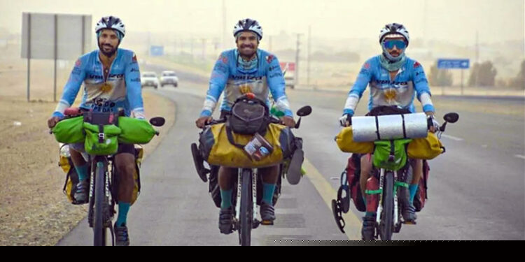 Llegaron a Qatar los cordobeses del grupo "Todo a Pedal" en un periplo de 177 días