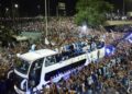 La Selección llegó al país y tuvo un multitudinario recibimiento