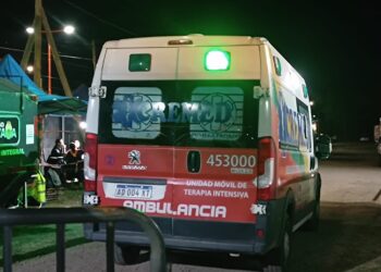 Incidentes y violencia entre jóvenes en el cierre de la Fiesta de la Avicultura