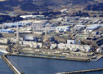 Japón planifica liberar al mar agua tratada de la planta nuclear de Fukushima