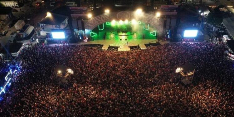 Empezó el Cosquín Cuarteto 2023 con plaza llena y entradas agotadas