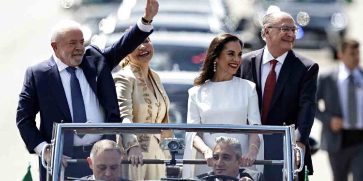 Lula da Silva asumió la presidencia de Brasil