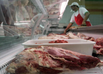 Habrá descuentos del 10% para la compra de carne con tarjeta de débito
