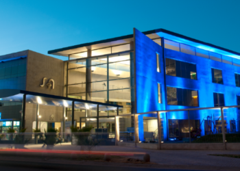 Dieron de alta a la beba que cayó de un quinto piso en Villa Carlos Paz