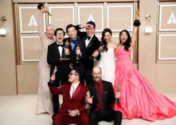 El Oscar a mejor película fue para "Todo a la vez en todas partes"