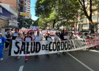 Hospitales provinciales paran este martes en reclamo salarial
