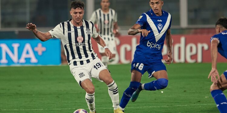 El próximo compromiso para los de barrio Jardín, que perdieron después de cuatro victorias seguidas, será de visitante frente a Defensa Y Justicia, el sábado 19:15 horas. En tanto Vélez tendrá el debut y regreso de Ricardo Gareca como director técnico ante Argentinos en el José Amalfitani.