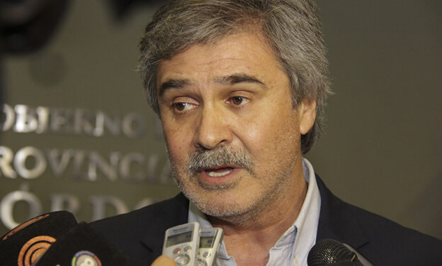 La Provincia ofrece a docentes un aumento de 40% hasta julio