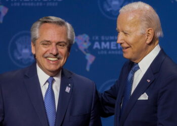 Alberto Fernández viajó a Estados Unidos y busca el aval político de Joe Biden