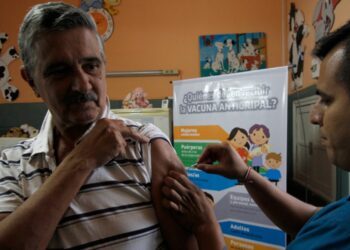 Vacunación antigripal: disponible para todos los grupos objetivo