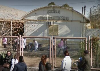 Una maestra golpeó a un alumno de 6 años con autismo y será imputada