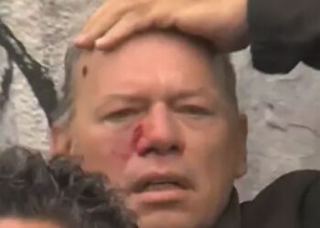 Agredieron a Sergio Berni en una manifestación que realizaban compañeros del colectivero asesinado