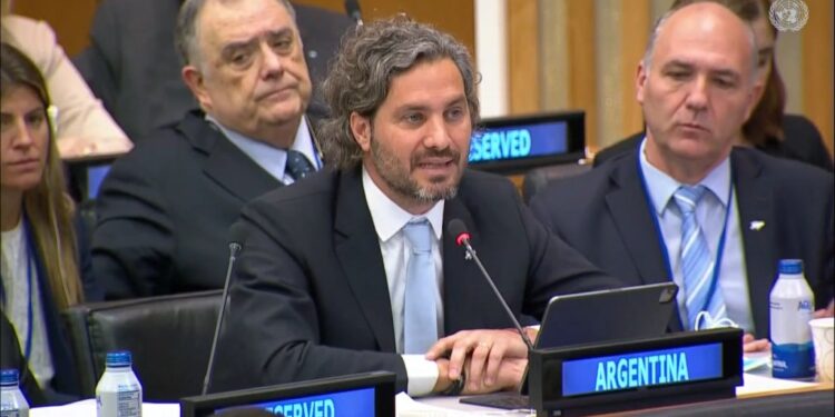 El Gobierno participará de una cumbre internacional para reactivar el diálogo en Venezuela