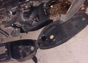 Un adolescente robó una moto y en la huida, chocó y murió