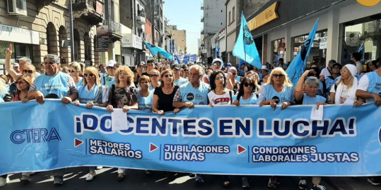 La UEPC rechazó el ofrecimiento salarial del Gobierno de Córdoba