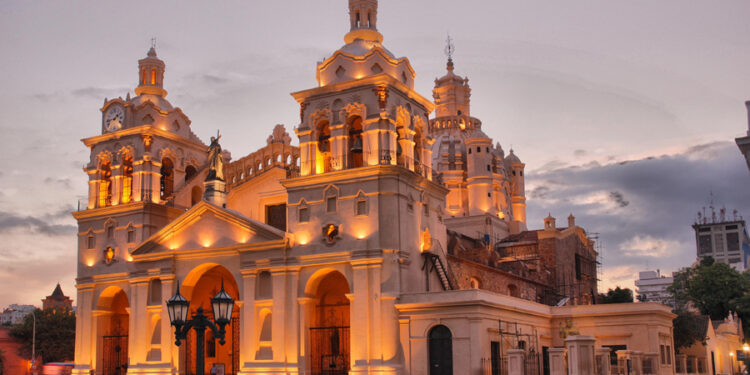 Reportaron dos amenazas de bomba en menos de 24 horas en Córdoba