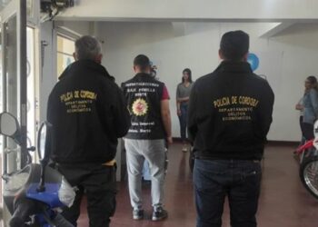 Detuvieron a once personas por estafas con ventas de motocicletas