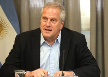 El ministro de Educación, Jaime Perczyk, llegó a Córdoba para la inauguración de obras