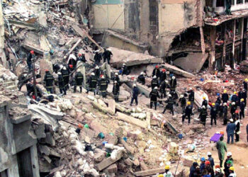 Atentado a la AMIA: ordenan la detención de cuatro libaneses del Hezbollah