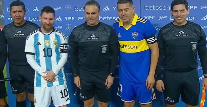 En la despedida de Riquelme, Boca Juniors venció 5-3 a la selección argentina de Messi