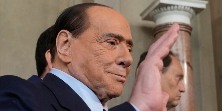 Falleció Silvio Berlusconi a los 86 años