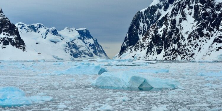 La Antártida perdió un bloque de hielo del tamaño de Argentina