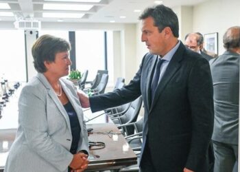 El FMI aprobó el desembolso de U$S 7.500 millones para la Argentina