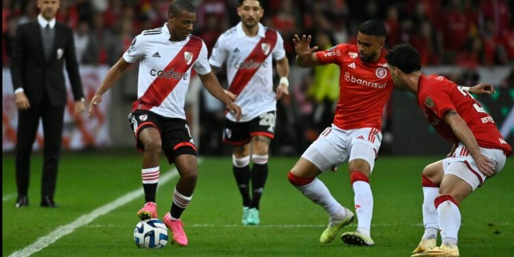 River quedó eliminado de la Copa Libertadores, tras perder con Inter por penales
