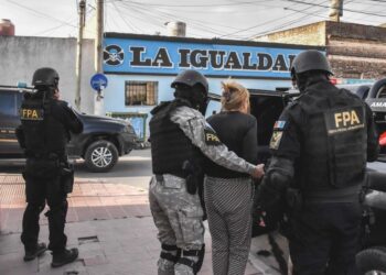 Detuvieron a una abuela, hija y nieta dedicadas a la venta de drogas