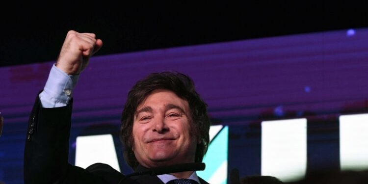 Javier Milei lidera las PASO con 31% de los votos