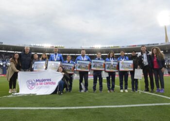 La Provincia homenajeó a las cordobesas campeonas del mundo