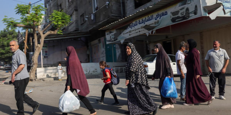 Son más de un millón los palestinos sin hogar refugiados al sur de la Franja de Gaza