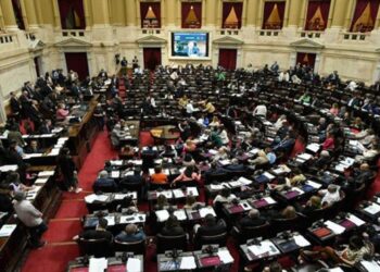 Ley Ómnibus: hay quórum y comenzó el debate en Diputados