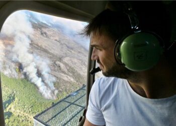 El gobernador de Chubut atribuyó los incendios a la RAM: "Tienen un negocio inmobiliario"