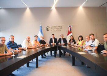 La Provincia firmó el acuerdo salarial con el Sindicato de Empleados Públicos