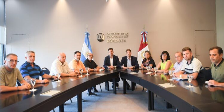 La Provincia firmó el acuerdo salarial con el Sindicato de Empleados Públicos