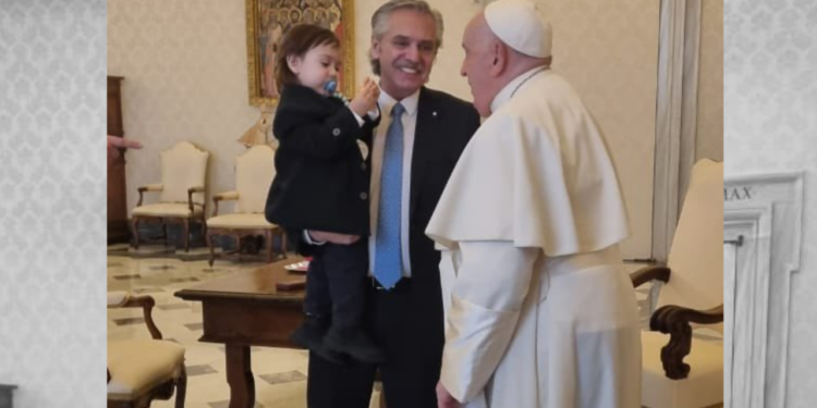 El papa Francisco recibió al expresidente Alberto Fernández